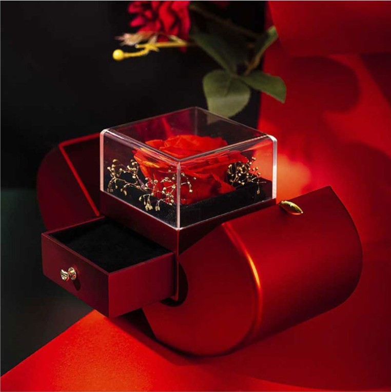 Eternal Rose Jewelry Box Red Apple with a Necklace